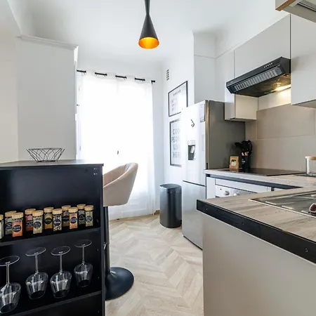 Wide & Cozy 1 Bdr Downtown 아파트