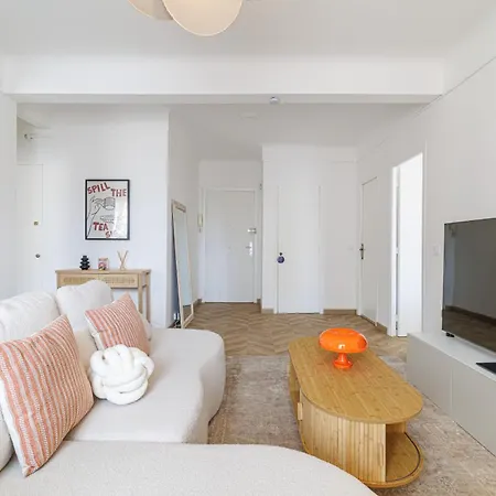 Wide & Cozy 1 Bdr Downtown 아파트 *