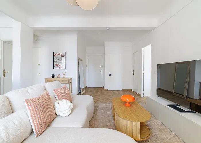 Wide & Cozy 1 Bdr Downtown شقة *